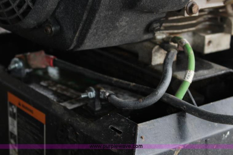 image for item L6710 Lincoln Electric Ranger 8 welder