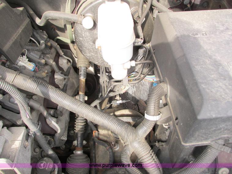 image for item J1792 2008 Chevrolet Silverado 1500 Crew Cab pickup truck