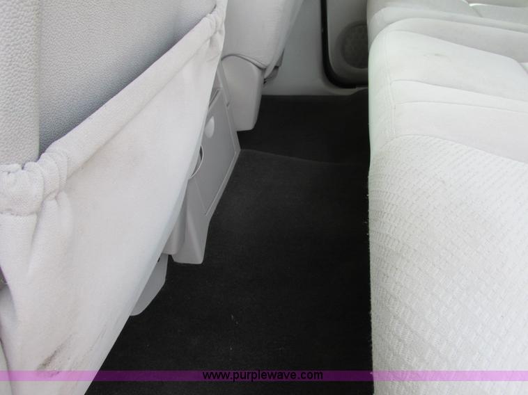 image for item J1792 2008 Chevrolet Silverado 1500 Crew Cab pickup truck