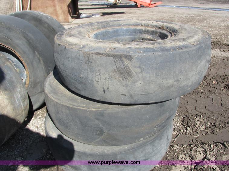 image for item J1797 Pneumatic roller tires and axles