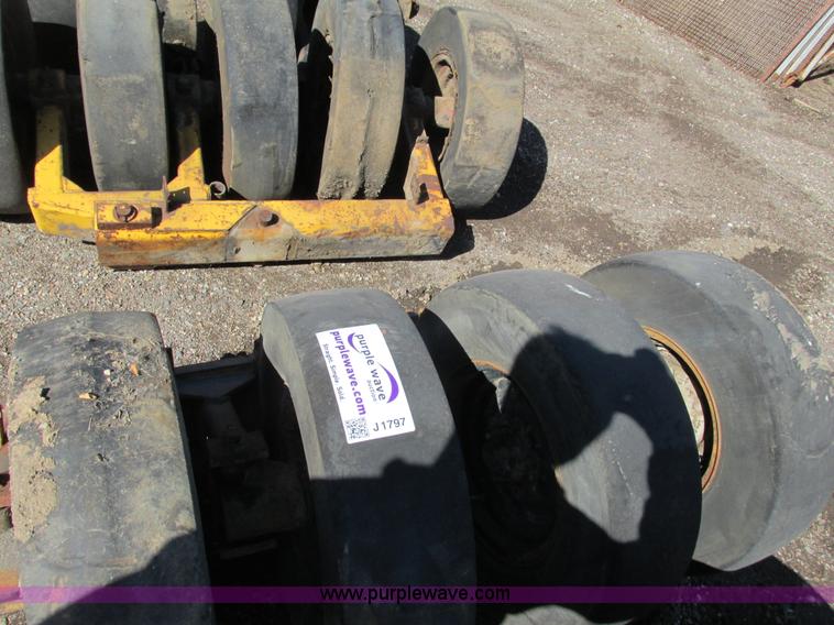 image for item J1797 Pneumatic roller tires and axles