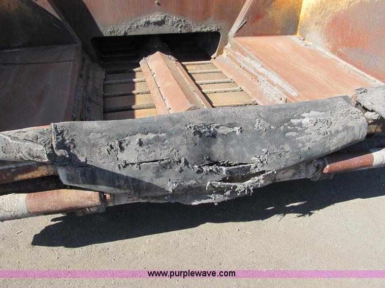 image for item J1809 1998 Blaw Knox PF-5510 asphalt paver