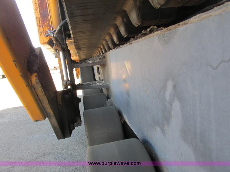 image for item J1809 1998 Blaw Knox PF-5510 asphalt paver