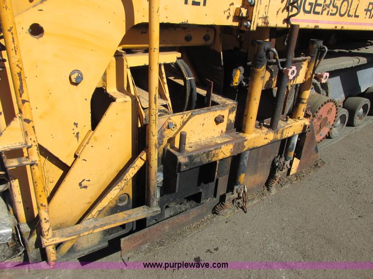 image for item J1809 1998 Blaw Knox PF-5510 asphalt paver