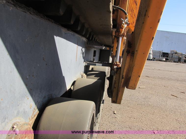 image for item J1809 1998 Blaw Knox PF-5510 asphalt paver