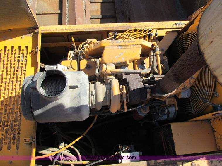 image for item J1809 1998 Blaw Knox PF-5510 asphalt paver