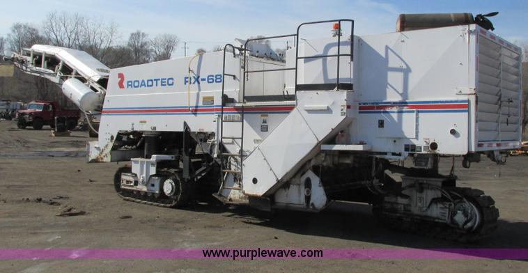 image for item J1812 Roadtec RX-68 mill