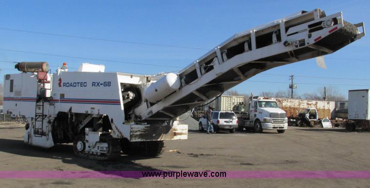 image for item J1812 Roadtec RX-68 mill