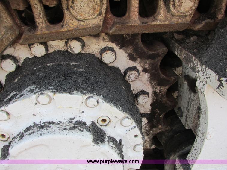 image for item J1812 Roadtec RX-68 mill