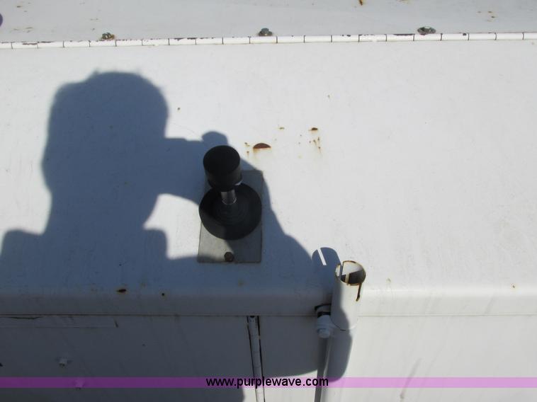 image for item J1812 Roadtec RX-68 mill