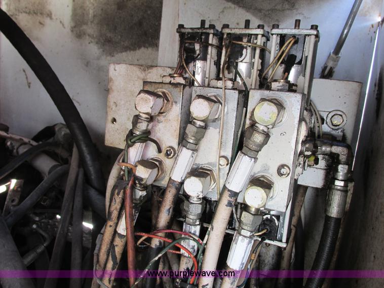 image for item J1812 Roadtec RX-68 mill