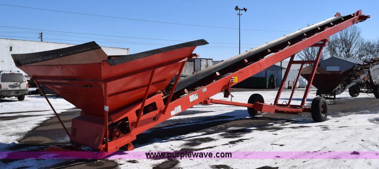 image for item J1814 2002 Finlay 532 conveyor