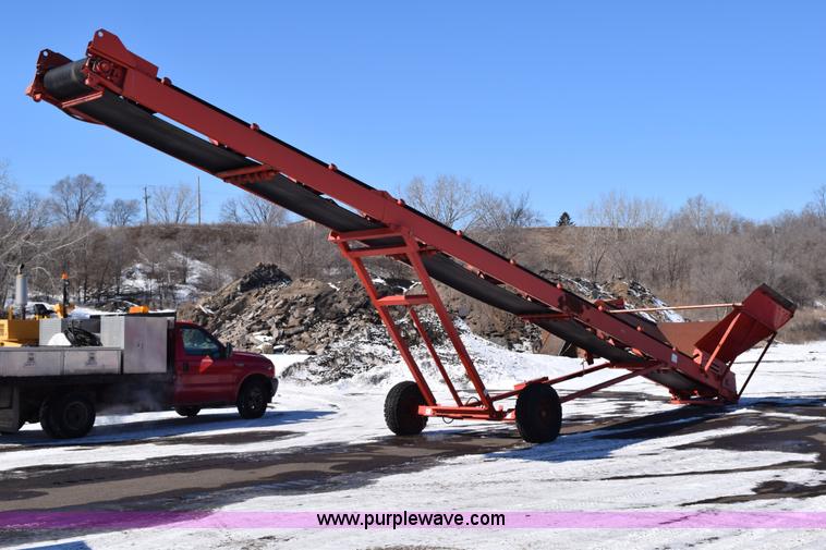 image for item J1814 2002 Finlay 532 conveyor