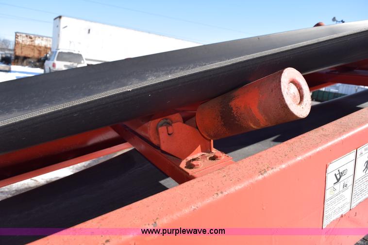 image for item J1814 2002 Finlay 532 conveyor
