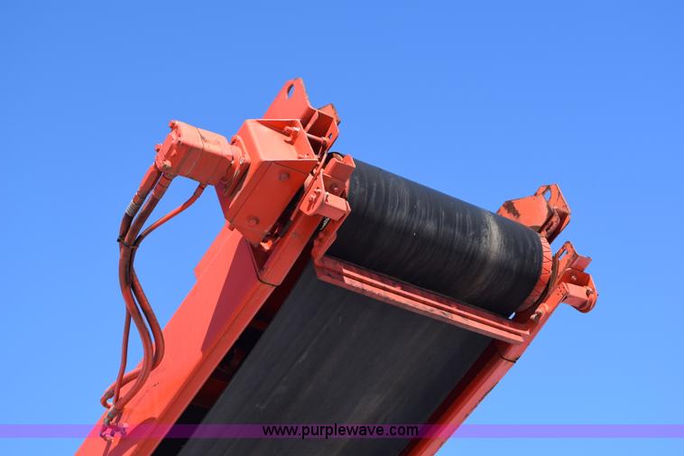 image for item J1814 2002 Finlay 532 conveyor