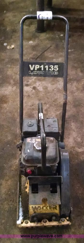 image for item J1830 Wacker VP1135 plate compactor