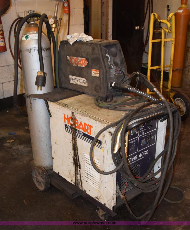 image for item J1887 Hobart Fabstar 4030 wire welder