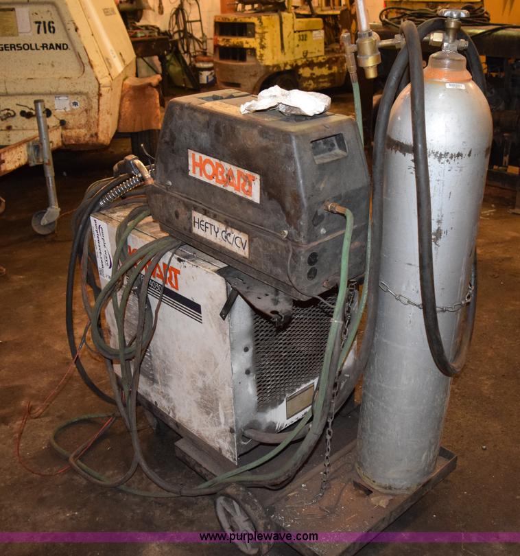 image for item J1887 Hobart Fabstar 4030 wire welder