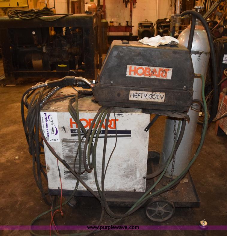 image for item J1887 Hobart Fabstar 4030 wire welder