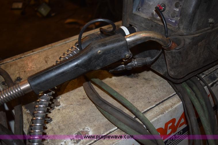 image for item J1887 Hobart Fabstar 4030 wire welder