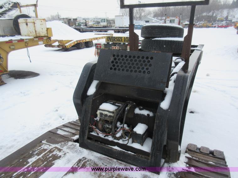 image for item J1932 1995 Etnyre RTN50TD-TI equipment trailer