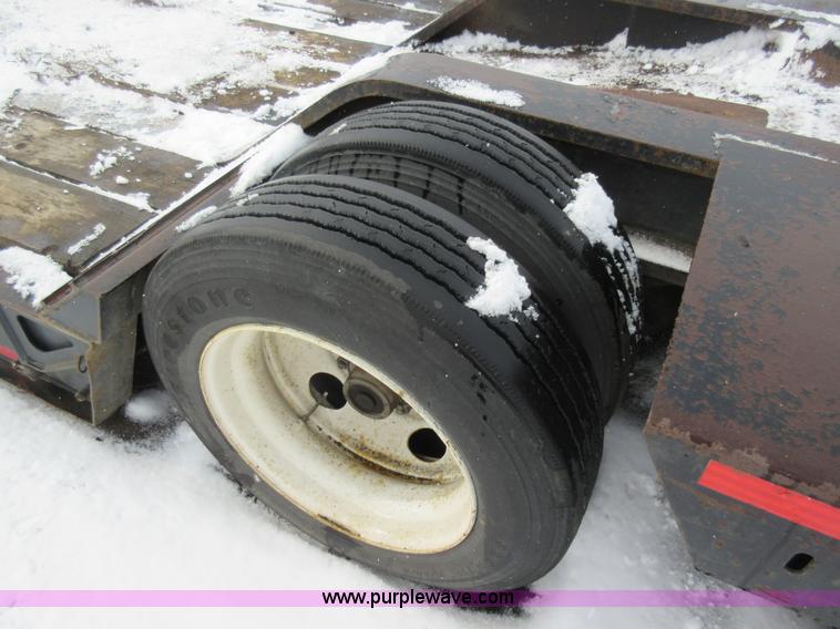 image for item J1932 1995 Etnyre RTN50TD-TI equipment trailer