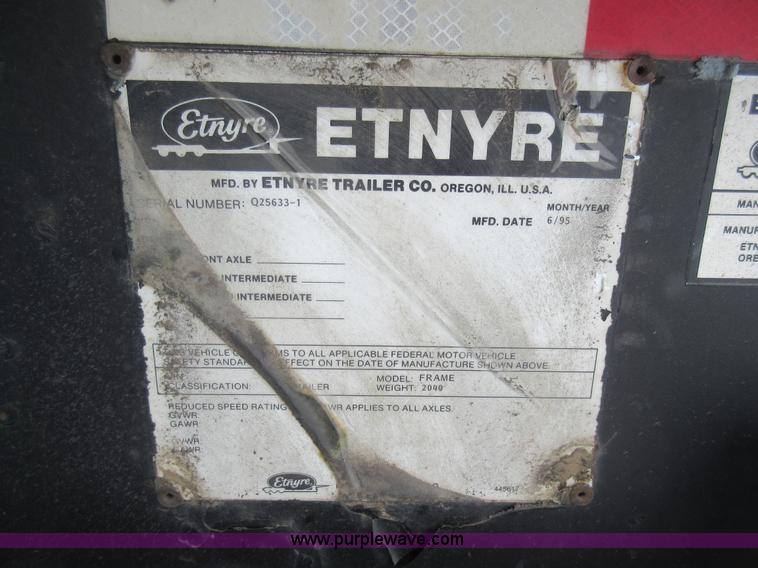 image for item J1932 1995 Etnyre RTN50TD-TI equipment trailer