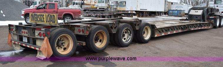 image for item J1943 2000 Specialized XL 110 HDG lowboy trailer