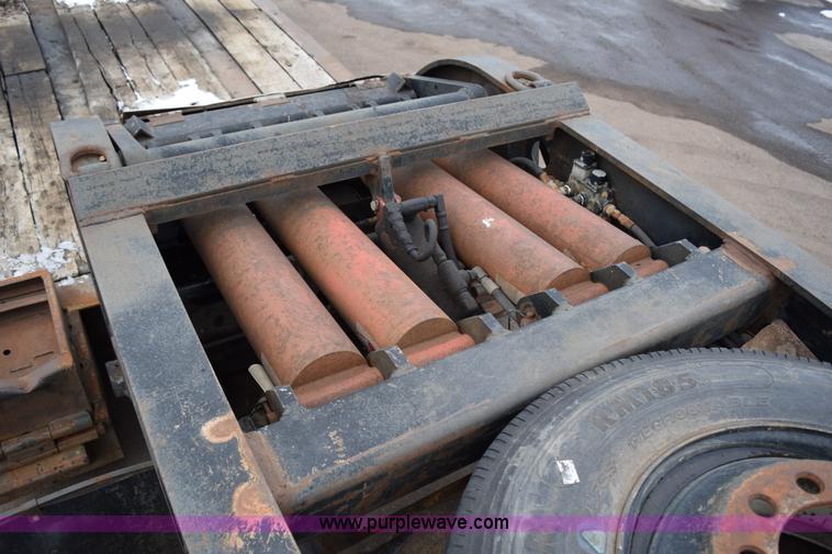 image for item J1943 2000 Specialized XL 110 HDG lowboy trailer