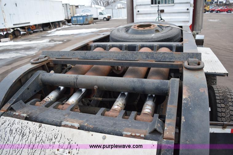 image for item J1943 2000 Specialized XL 110 HDG lowboy trailer