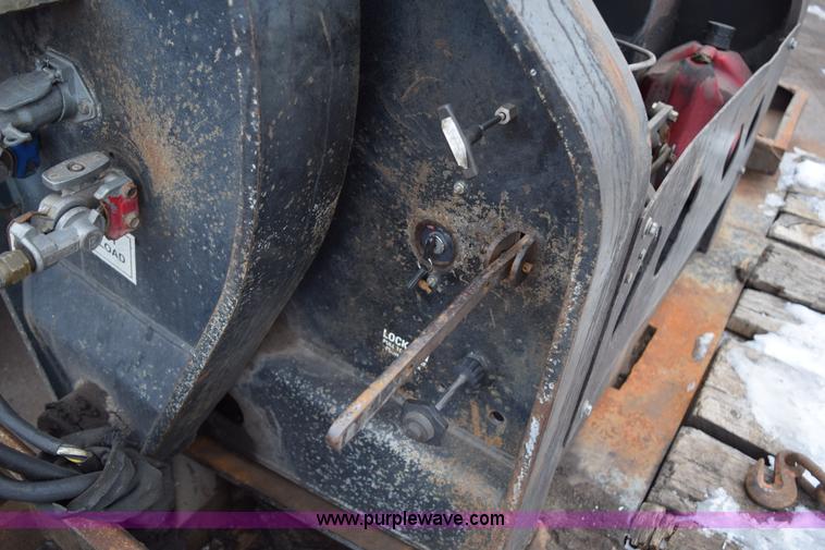 image for item J1943 2000 Specialized XL 110 HDG lowboy trailer