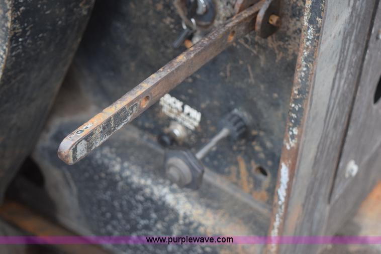 image for item J1943 2000 Specialized XL 110 HDG lowboy trailer