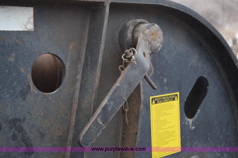 image for item J1943 2000 Specialized XL 110 HDG lowboy trailer