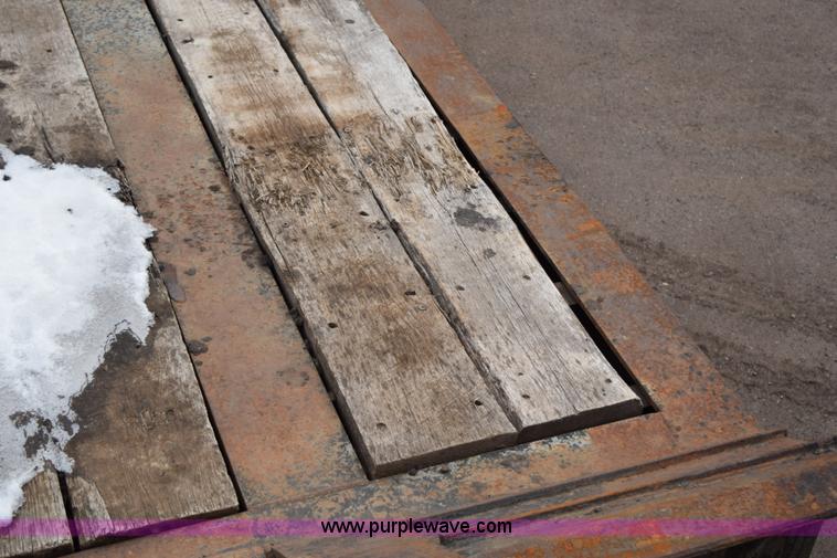 image for item J1943 2000 Specialized XL 110 HDG lowboy trailer