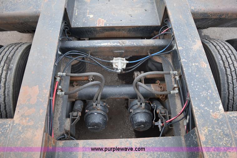 image for item J1943 2000 Specialized XL 110 HDG lowboy trailer