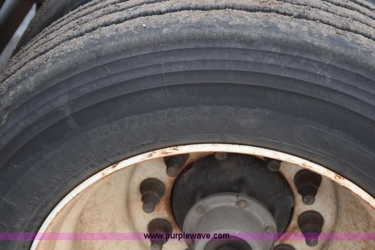 image for item J1943 2000 Specialized XL 110 HDG lowboy trailer