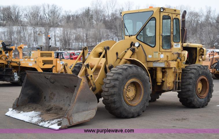 image for item J1945 1968 Caterpillar 950 wheel loader