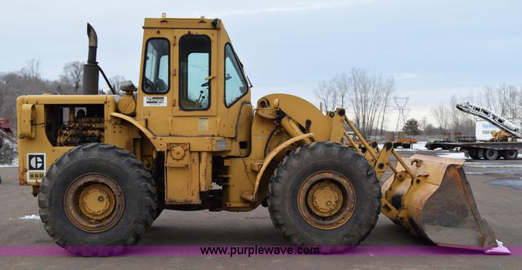 image for item J1945 1968 Caterpillar 950 wheel loader