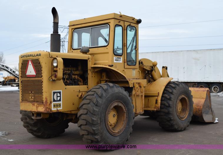 image for item J1945 1968 Caterpillar 950 wheel loader
