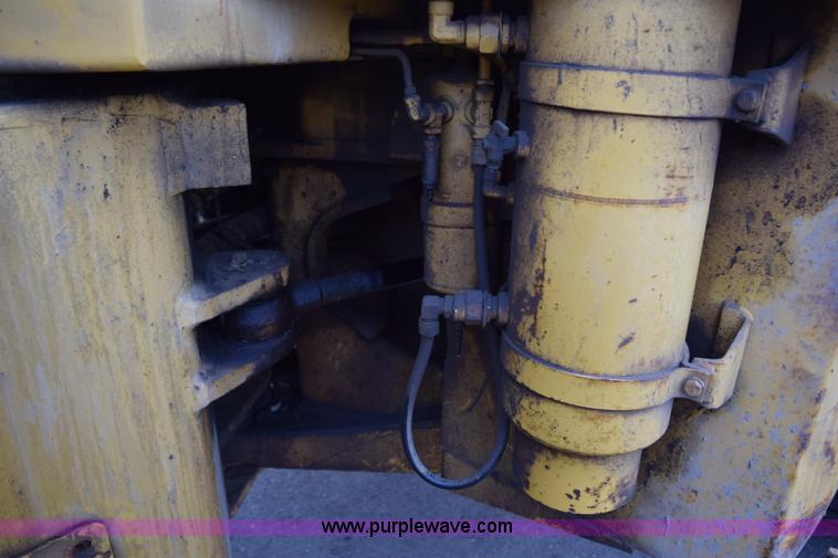 image for item J1945 1968 Caterpillar 950 wheel loader
