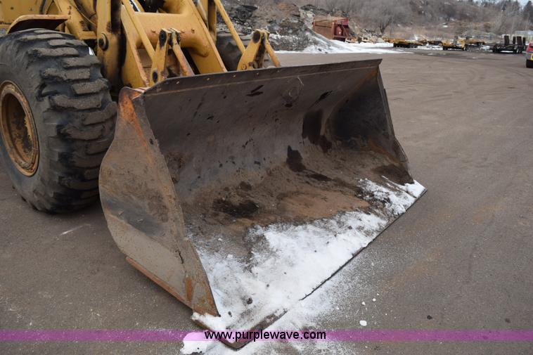 image for item J1945 1968 Caterpillar 950 wheel loader