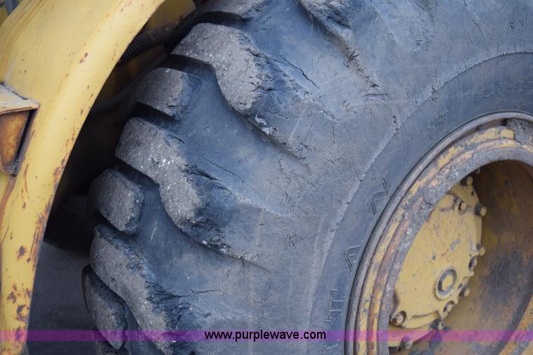 image for item J1945 1968 Caterpillar 950 wheel loader