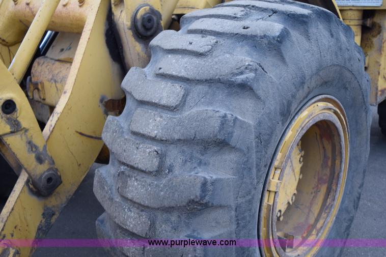 image for item J1945 1968 Caterpillar 950 wheel loader