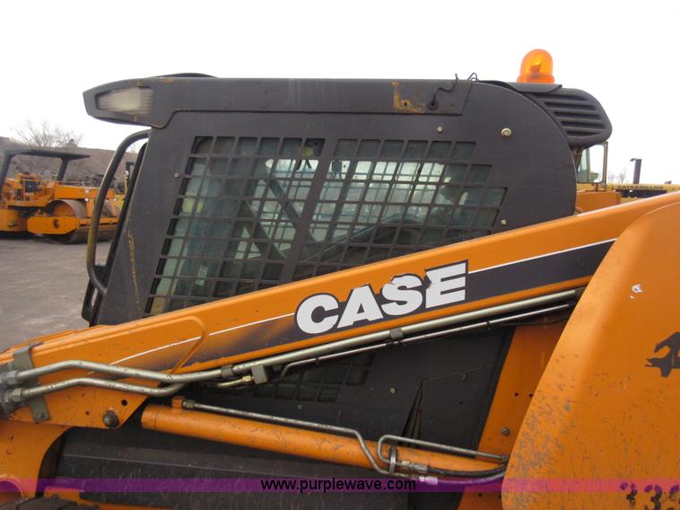 image for item J1946 2004 Case 440 skid steer