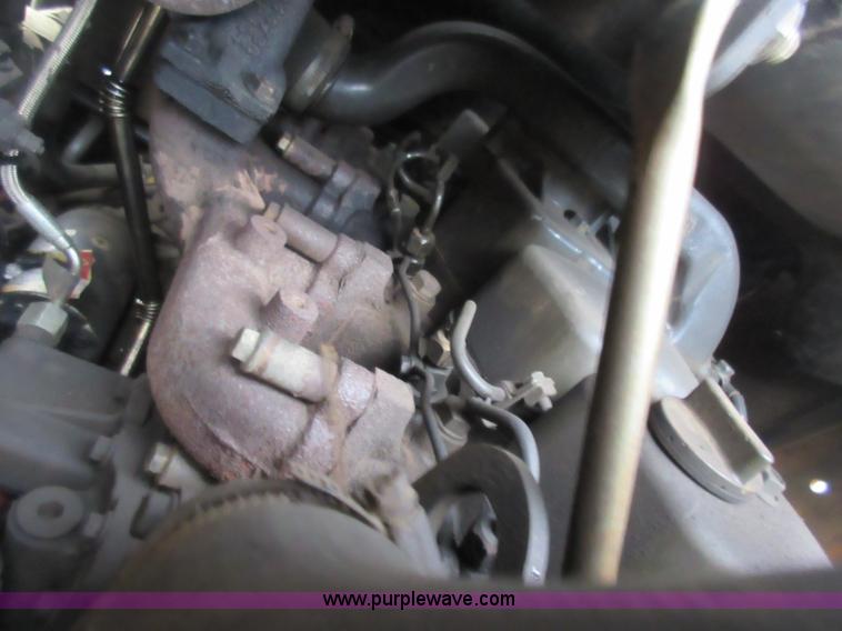 image for item J1946 2004 Case 440 skid steer