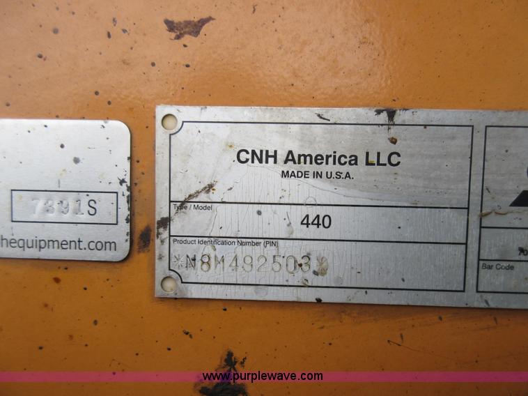 image for item J1946 2004 Case 440 skid steer