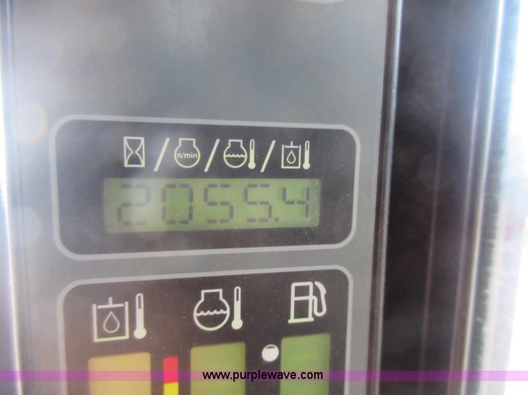 image for item J1946 2004 Case 440 skid steer