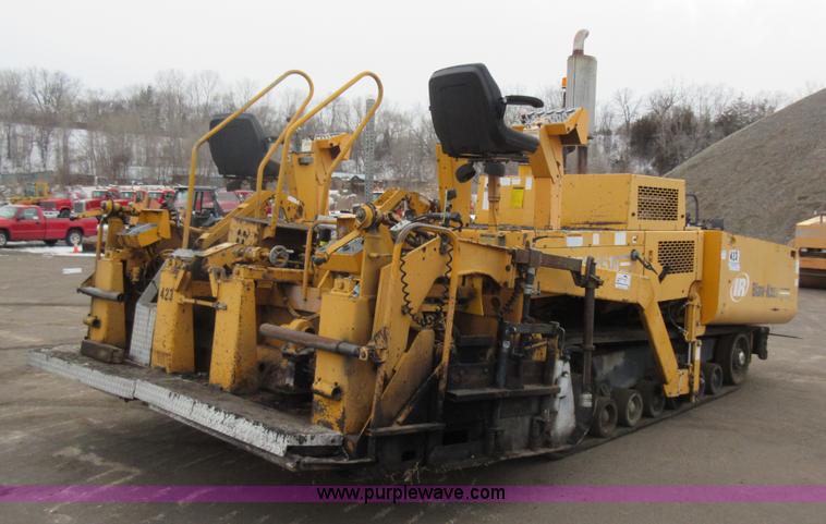 image for item J1947 2002 Blaw Knox PF-5510 asphalt paver