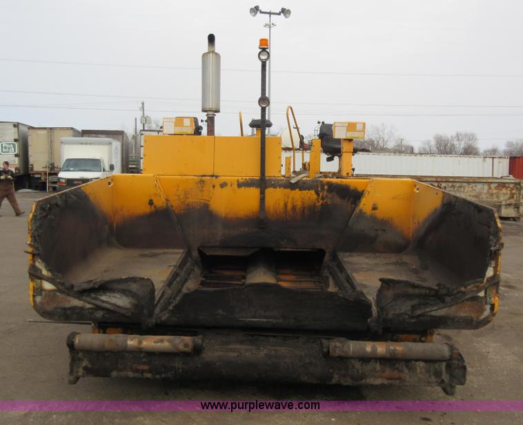 image for item J1947 2002 Blaw Knox PF-5510 asphalt paver