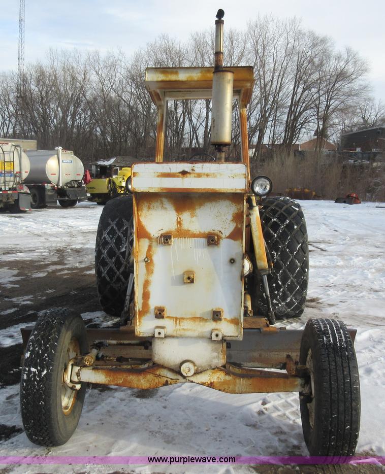 image for item J1950 Huber road maintainer